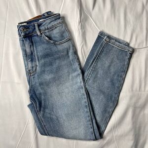 Only Blue Denim  Medium Wash
Skinny Jeans Size 28